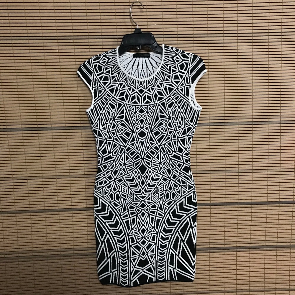 RVN Black White Geo Jacquard Mini Dress SIZE: M